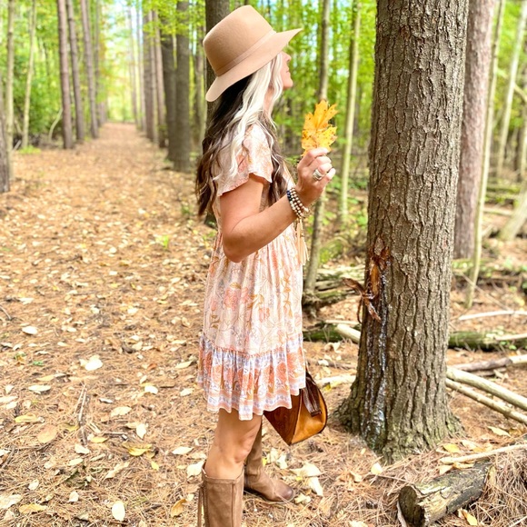 🌻🍂🍁Hello BEAUTIFUL POSHERS 🍁🍂🌻 - Picture 6 of 7